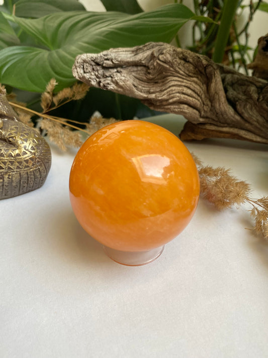 Orangencalcit Kugel 1
