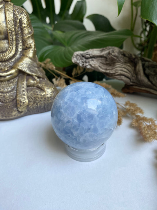 Blaue Calcit Kugel 2
