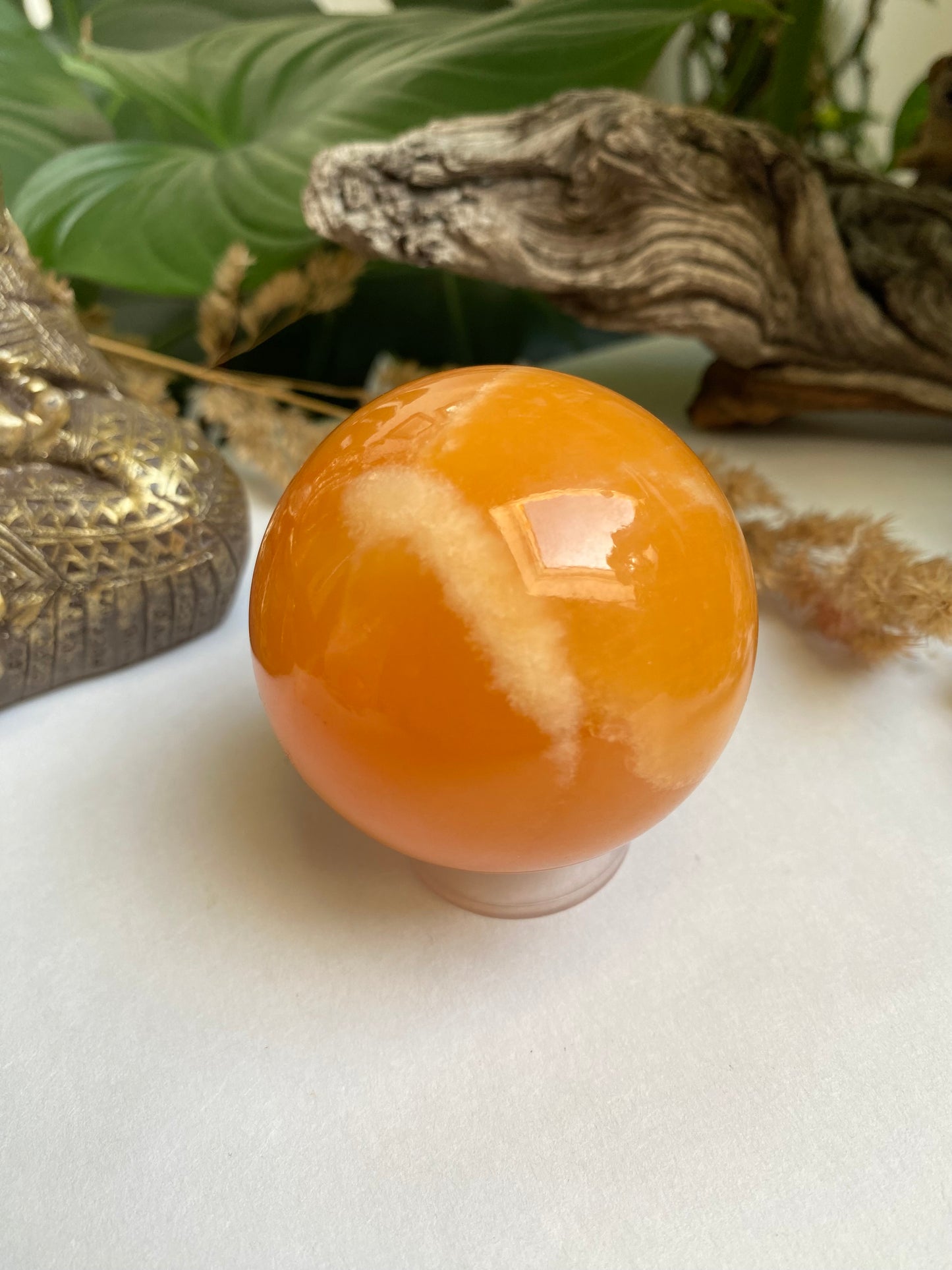 Orangencalcit Kugel 3