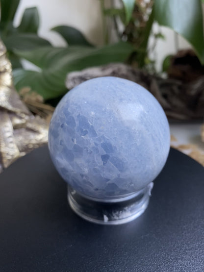 Blaue Calcit Kugel 1